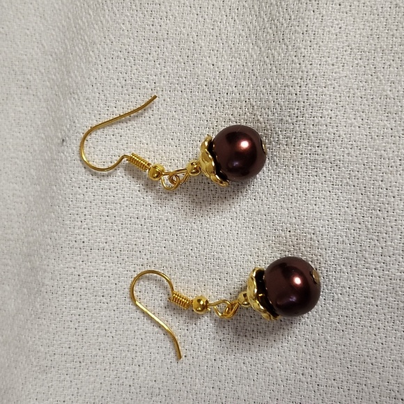 Purple beaded necklace and Earring set - Picture 3 of 12